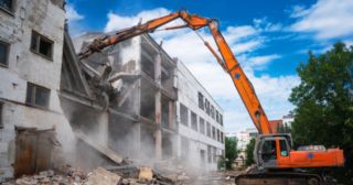 Промышленный демонтаж зданий Ростов, цена от 2987 руб.